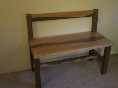 Entry bench